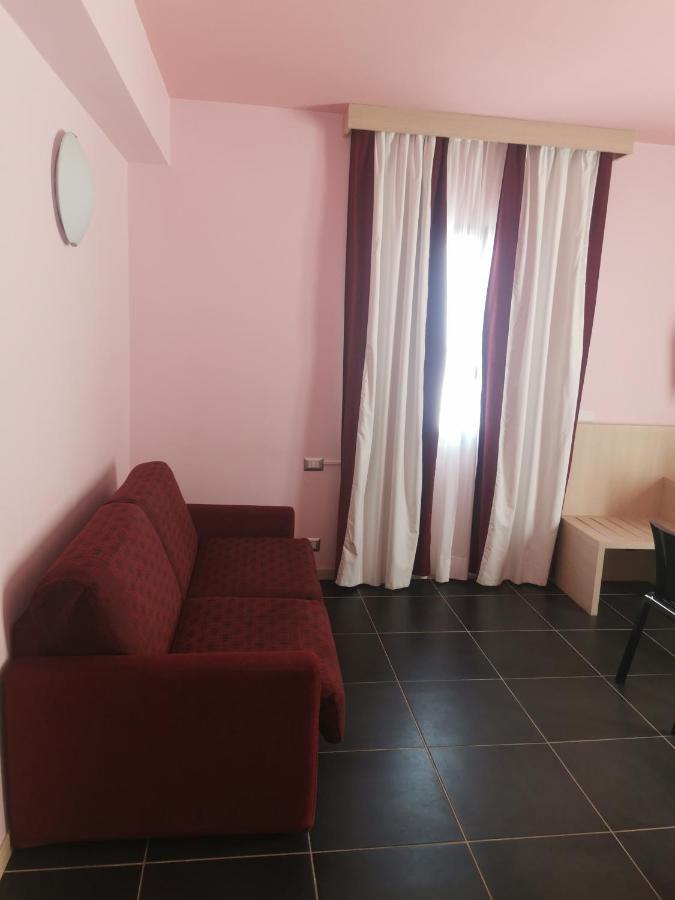 Tus'Hotel