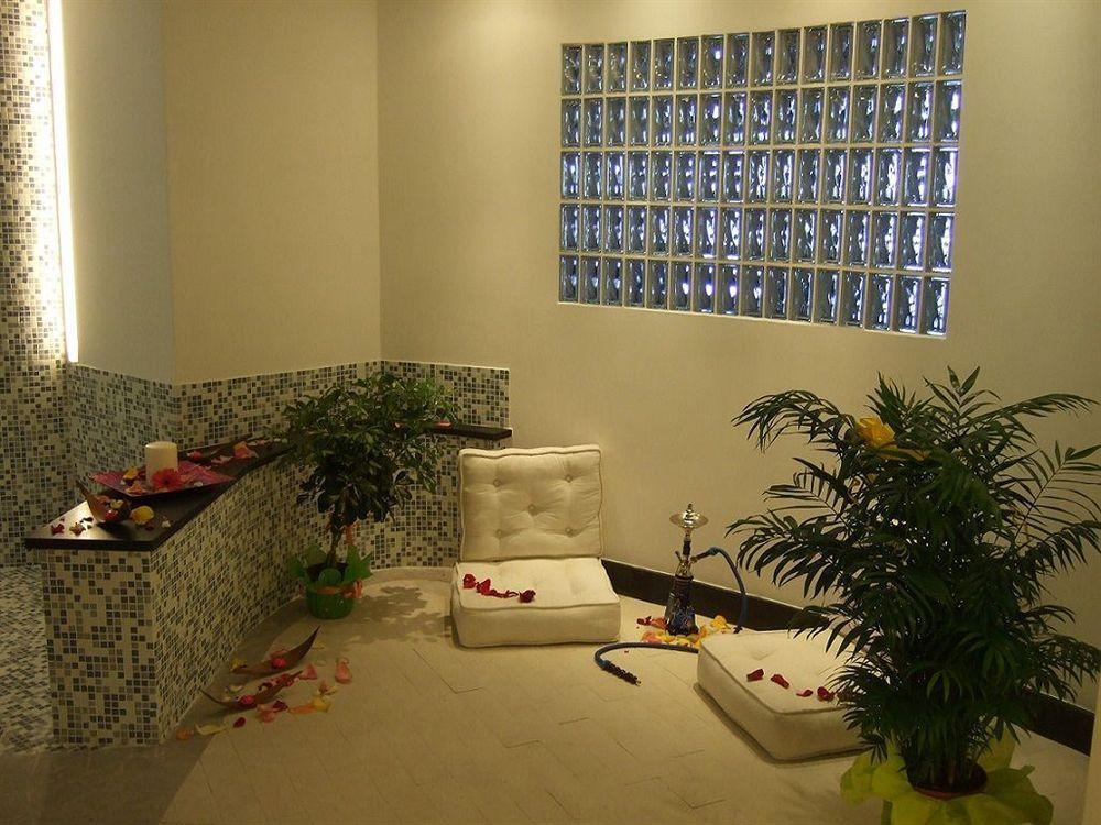 Hotel Tus'Hotel
